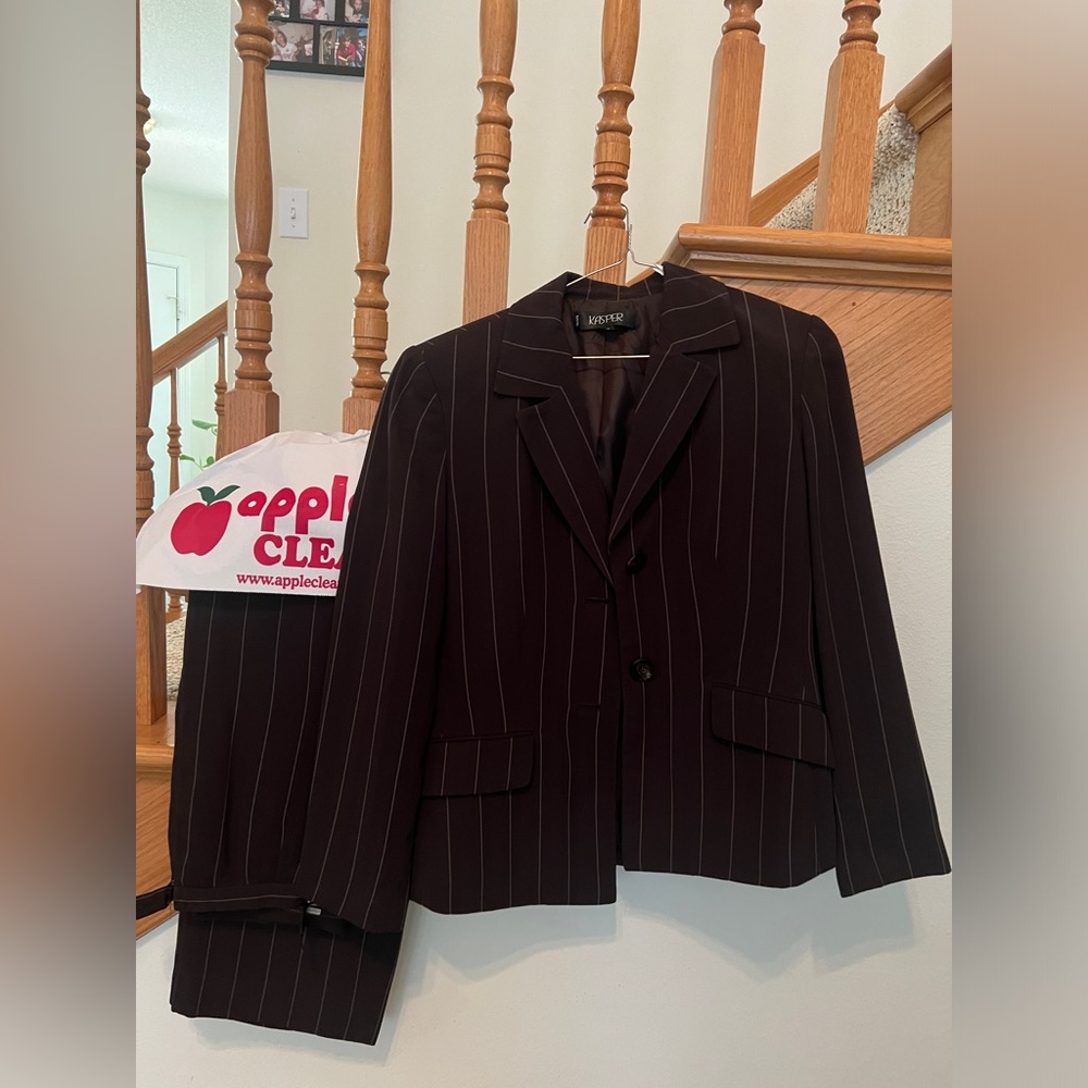 KASPER 2-piece Suit (10p)